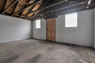 1411 Genessee Ave, Columbus, OH 43211 - Photo 31