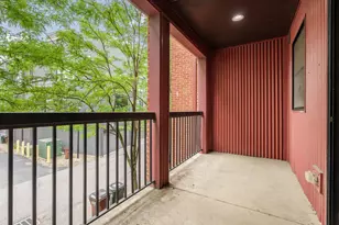 818 N 4th St, Columbus, OH 43215 - Photo 7