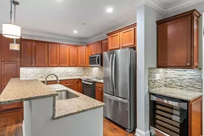 3175 Tremont Road #409, Columbus, OH 43221 - Photo 17