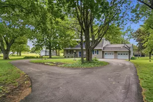 7128 Gregg Rd, West Jefferson, OH 43162 - Photo 3
