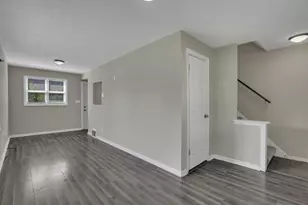 1122 E 23rd Ave, Columbus, OH 43211 - Photo 7