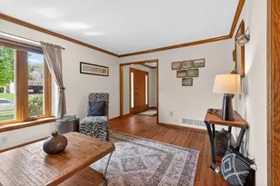 1439 Buckpoint Ln, Worthington, OH 43085 - Photo 7