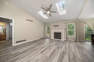 2985 Briar Ridge Rd, Columbus, OH 43232 - Photo 11