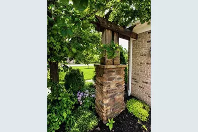 8456 Cameron Court NW, Pickerington, OH 43147 - Photo 3