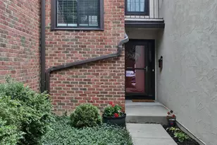 206 St Pierre St, Worthington, OH 43085 - Photo 3