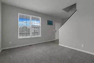 182 Old Bay Dr, Pataskala, OH 43062 - Photo 5