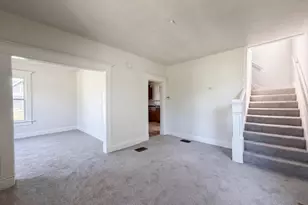 65 W Harrison St, Delaware, OH 43015 - Photo 3
