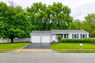 692 Cordelia Dr, Galloway, OH 43119 - Photo 3