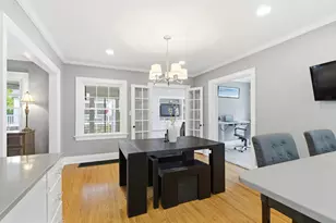 2565 Bexley Park Rd, Bexley, OH 43209 - Photo 9