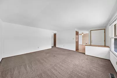 1402 Cardwell Square N, Columbus, OH 43229 - Photo 21