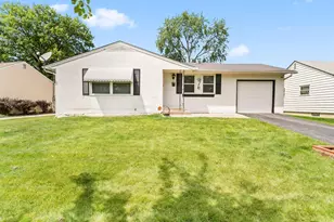 1402 Cardwell Square N, Columbus, OH 43229 - Photo 1