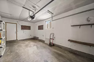 1402 Cardwell Square N, Columbus, OH 43229 - Photo 39