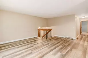 2972 Heatherleaf Way, Columbus, OH 43231 - Photo 5