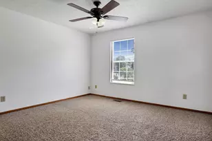 7180 Dewfall Dr, Reynoldsburg, OH 43068 - Photo 19