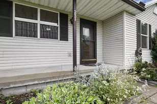 231 Overlook Dr, South Charleston, OH 45368 - Photo 5