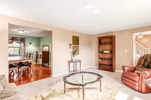 110 Canterberry Ln SW, Reynoldsburg, OH 43068 - Photo 7
