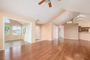 2626 Landings Way, Grove City, OH 43123 - Photo 5