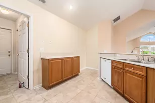 2626 Landings Way, Grove City, OH 43123 - Photo 15