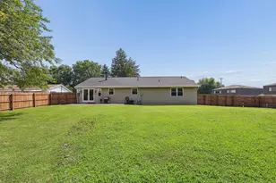 1607 Doaks Ln, Zanesville, OH 43701 - Photo 27