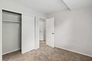 3671 Carnforth Dr, Columbus, OH 43221 - Photo 17