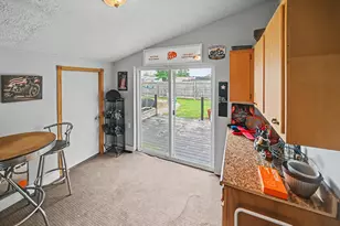 1117 Teddy Ave, Bucyrus, OH 44820 - Photo 11