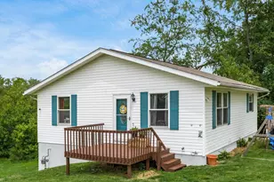 1003 W Wabash Ave, Zanesville, OH 43701 - Photo 1