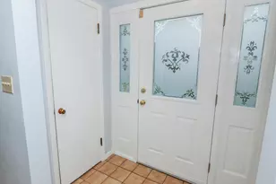 64 Edgevale Rd, Columbus, OH 43209 - Photo 5