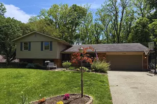 3765 Frostwood Dr, Beavercreek, OH 45430 - Photo 1