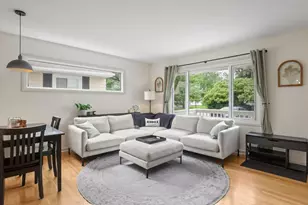 240 E Walnut St, Westerville, OH 43081 - Photo 9