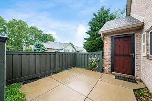 6046 Blendon Chase Dr, Westerville, OH 43081 - Photo 7