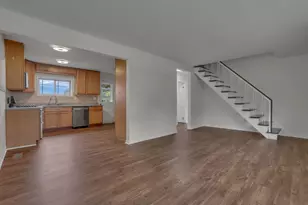 4139 Virginia Cir E, Columbus, OH 43213 - Photo 9