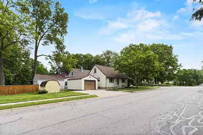 5451 Sharon Park Avenue, Columbus, OH 43214 - Photo 3