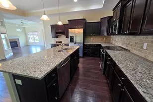 1108 Little Bear Dr, Lewis Center, OH 43035 - Photo 3