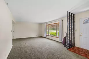18 Whipkey Dr, Granville, OH 43023 - Photo 5