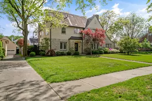 2389 Bryden Rd, Columbus, OH 43209 - Photo 5