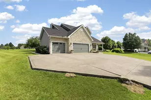 1938 W Glenhurst Dr NW, Lancaster, OH 43130 - Photo 85