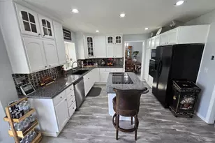 1938 W Glenhurst Dr NW, Lancaster, OH 43130 - Photo 3