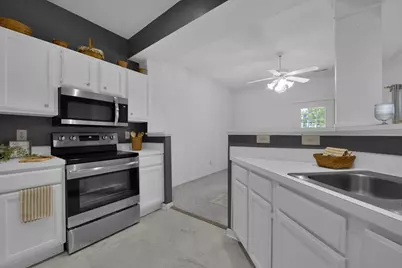 2500 Swan Drive, Grove City, OH 43123 - Photo 11