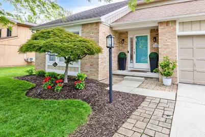 3308 Woods Mill Drive, Hilliard, OH 43026 - Photo 3