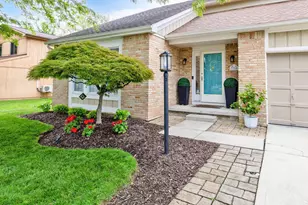 3308 Woods Mill Dr, Hilliard, OH 43026 - Photo 3