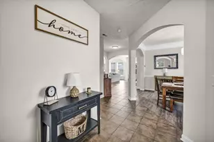 536 Apple Valley Cir, Delaware, OH 43015 - Photo 3
