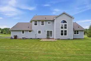 8711 Gosling Wy, Powell, OH 43065 - Photo 3