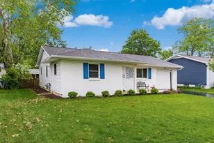531 Deerwood Ave E, Columbus, OH 43230 - Photo 3
