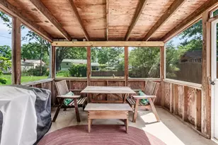 531 Deerwood Ave E, Columbus, OH 43230 - Photo 35