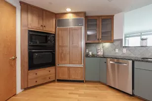 1 Miranova Pl, Columbus, OH 43215 - Photo 19