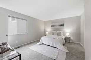 1681 Hale Ct, Columbus, OH 43228 - Photo 15