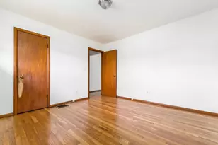 672 E Mithoff St, Columbus, OH 43206 - Photo 13