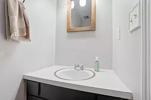 5371 Aqua St, Columbus, OH 43229 - Photo 11