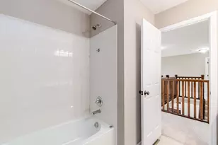 5642 Coventry Ct, Lewis Center, OH 43035 - Photo 33
