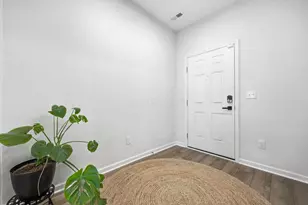 5556 Violet St, South Bloomfield, OH 43103 - Photo 3